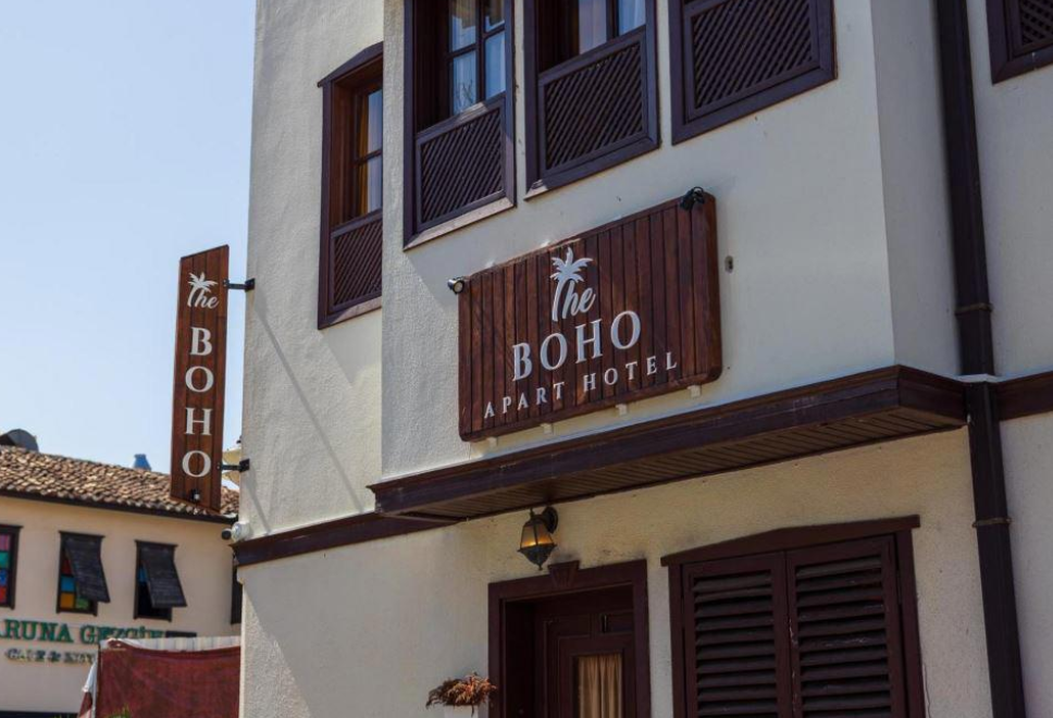 Boho Apart Hotel