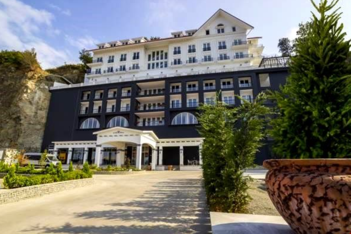 Mell Hotel