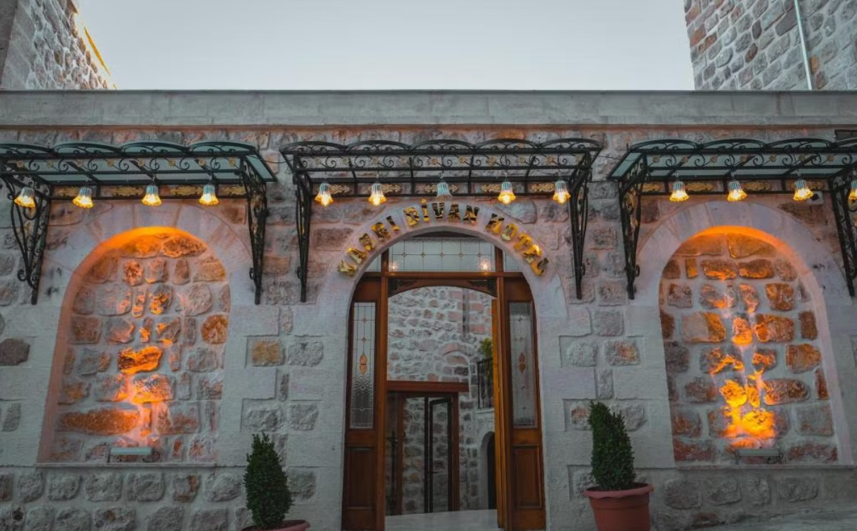 Kasri Divan Hotel
