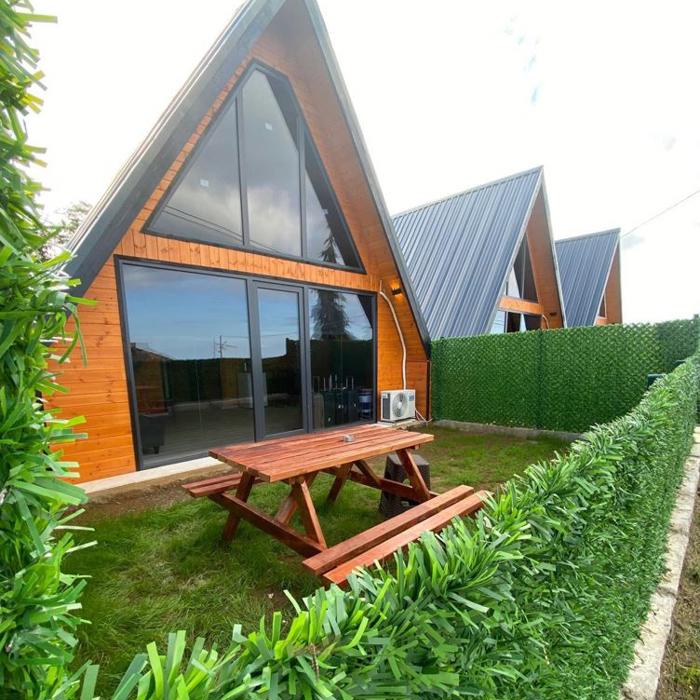 Mira Bungalov