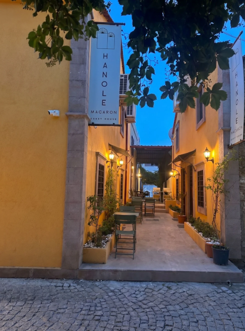 Hanole Macaron Guest House