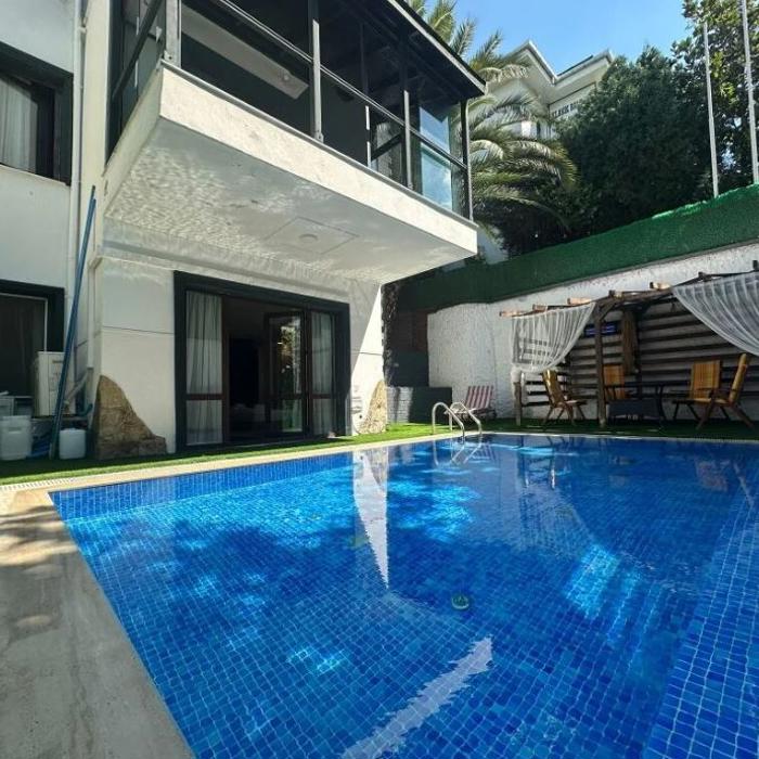 Mavilla Hotel