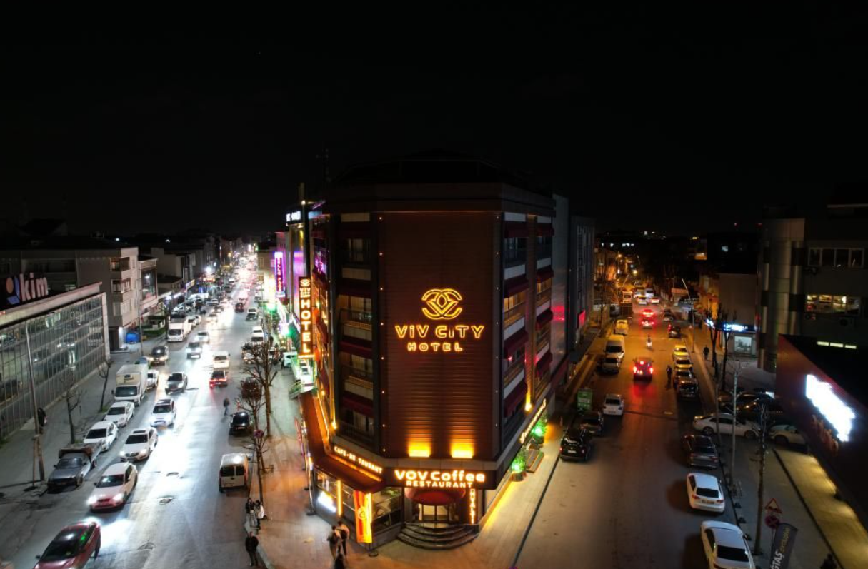 Viv City Hotel