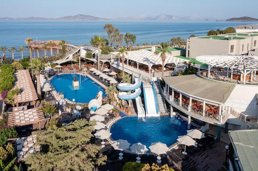 Golden Beach Resort & Spa