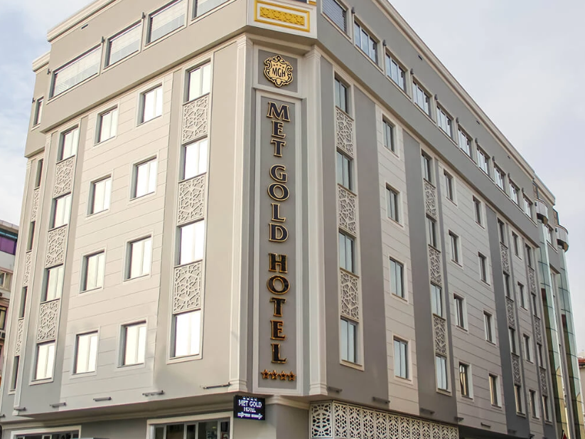 Met Gold Hotel