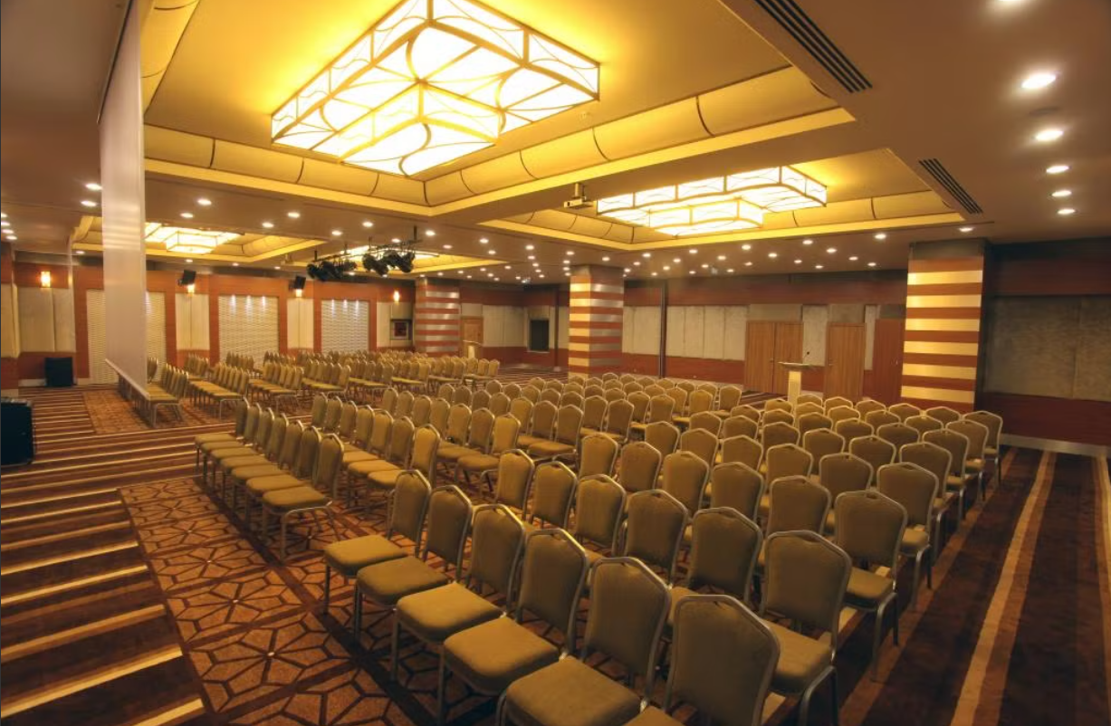 Konferans Salonu