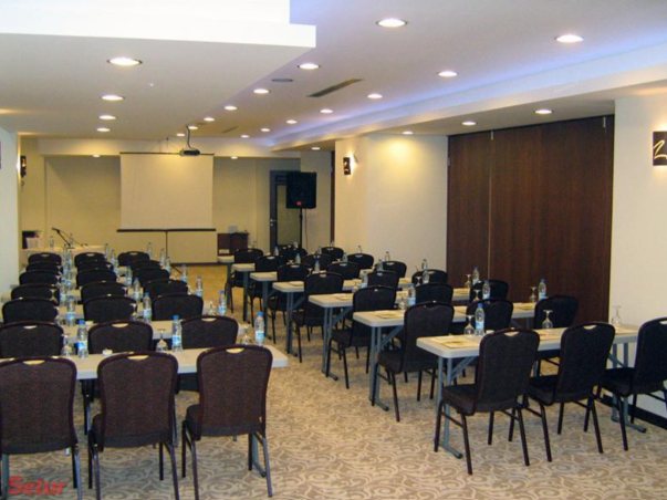 Konferans Odası