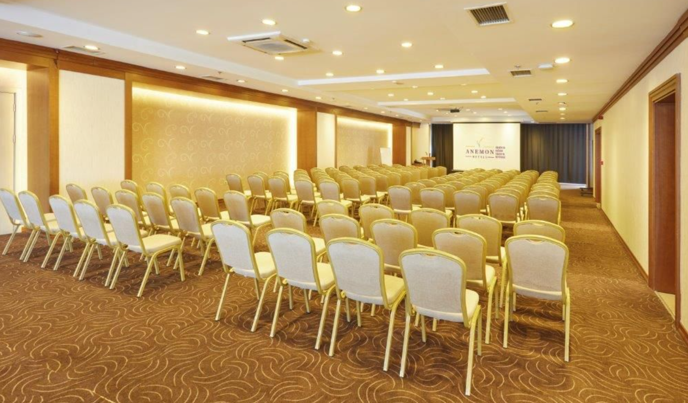 Konferans Salonu