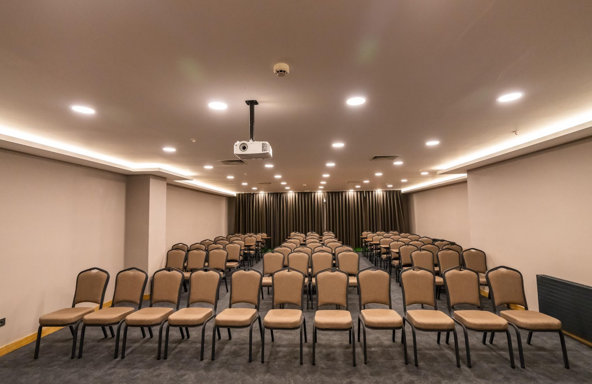 Konferans Salonu