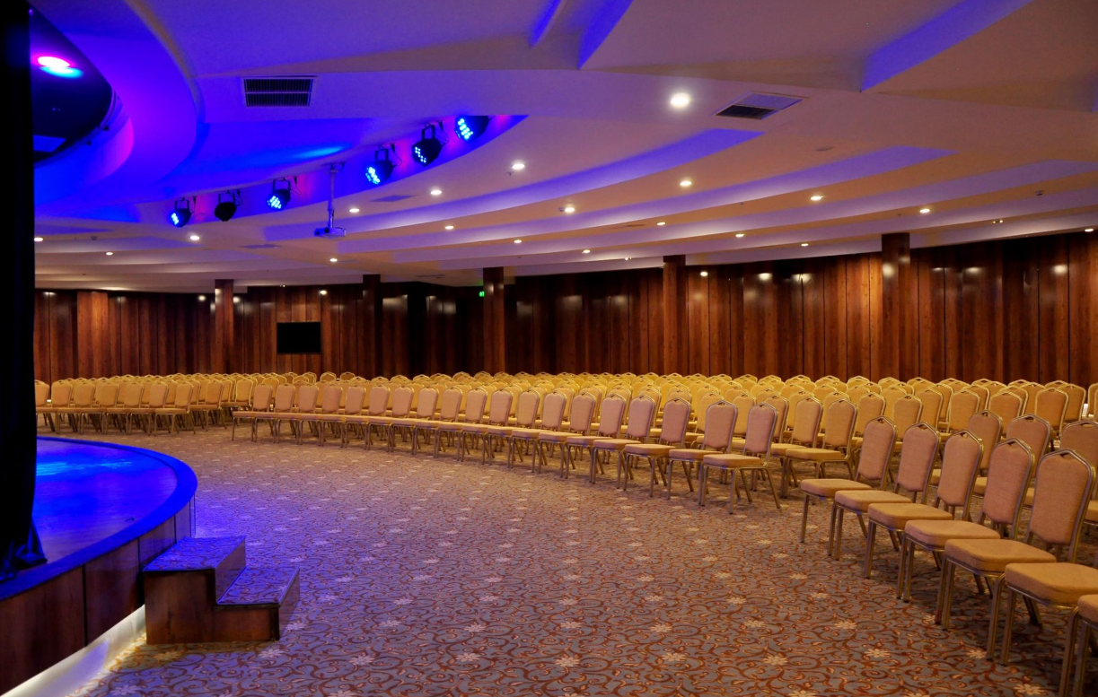 Konferans Salonu