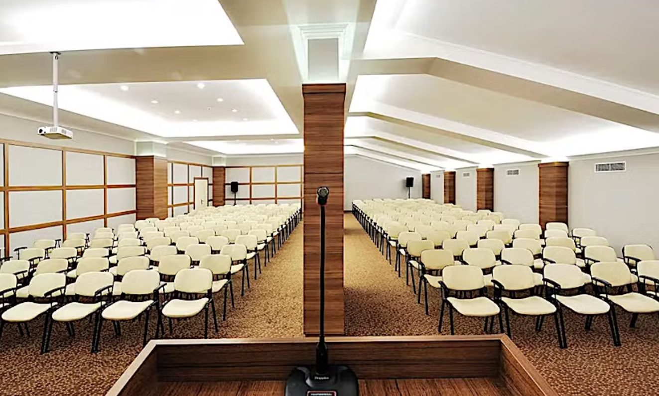 Konferans Salonu
