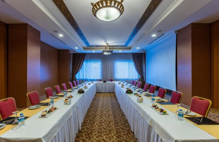 Toplantı Salonu