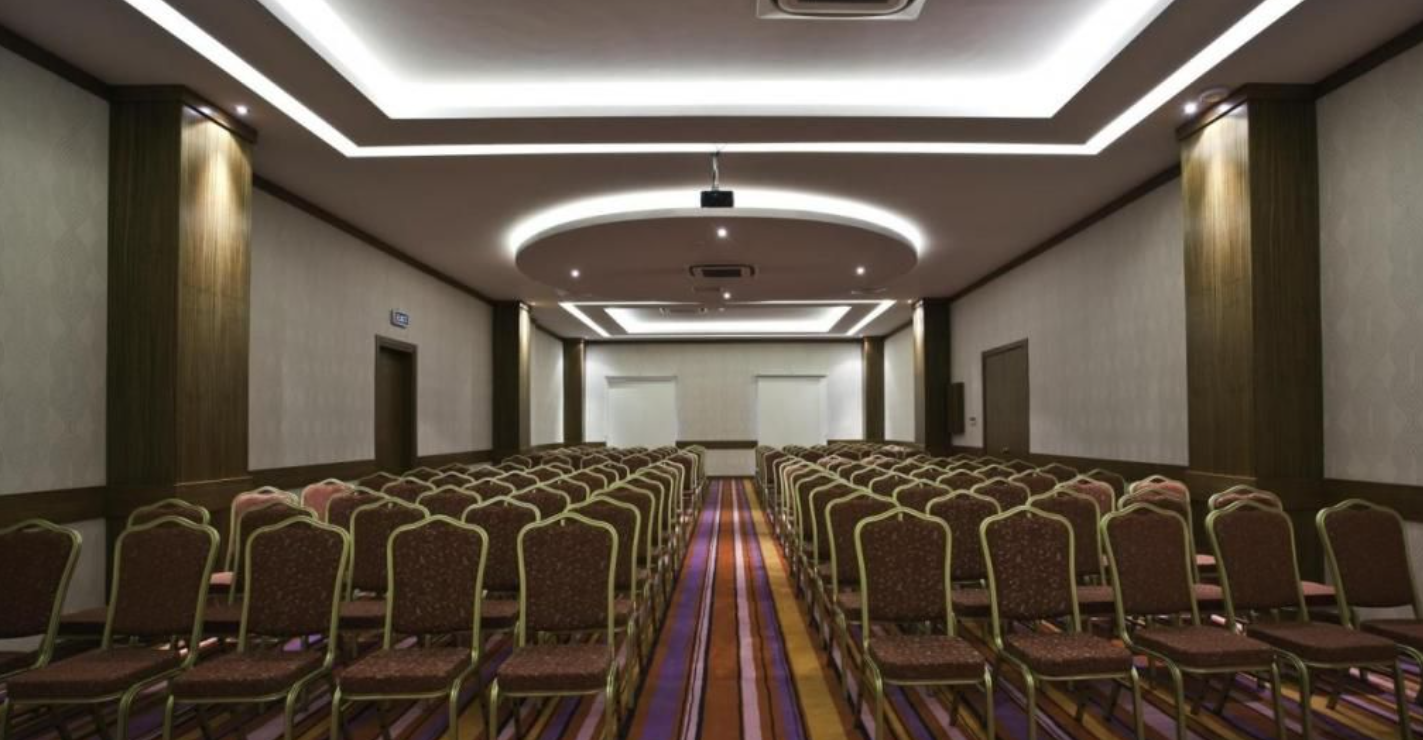 Konferans Salonu