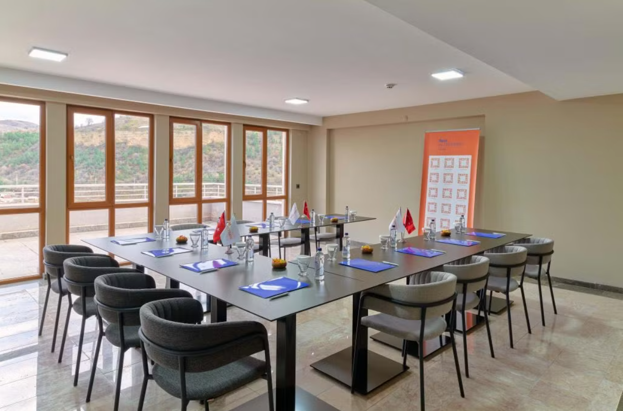 Toplantı Salonu