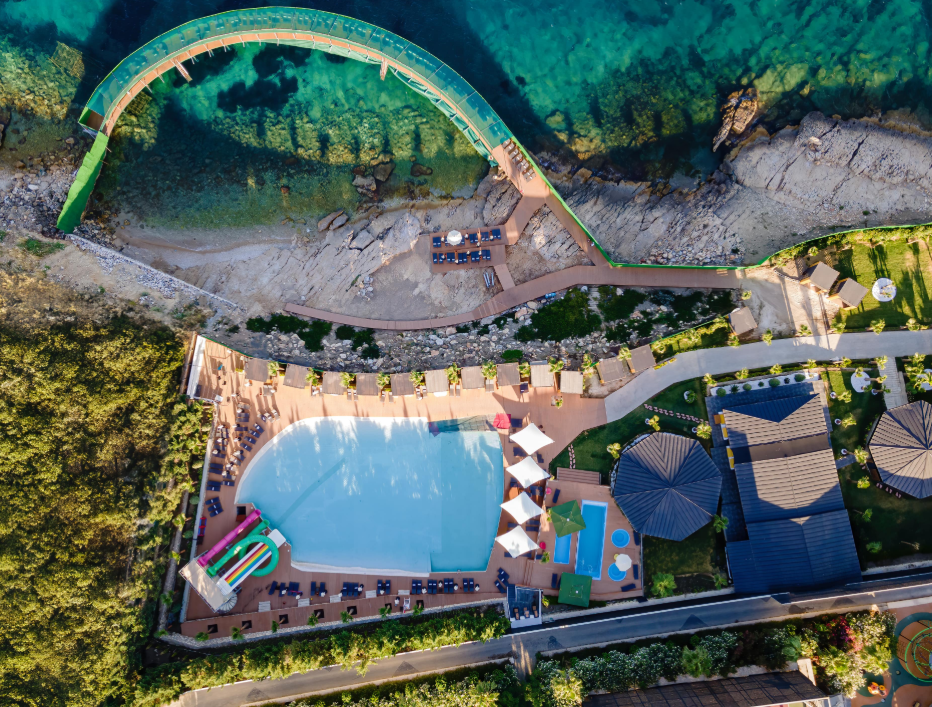 IC Selam Beach