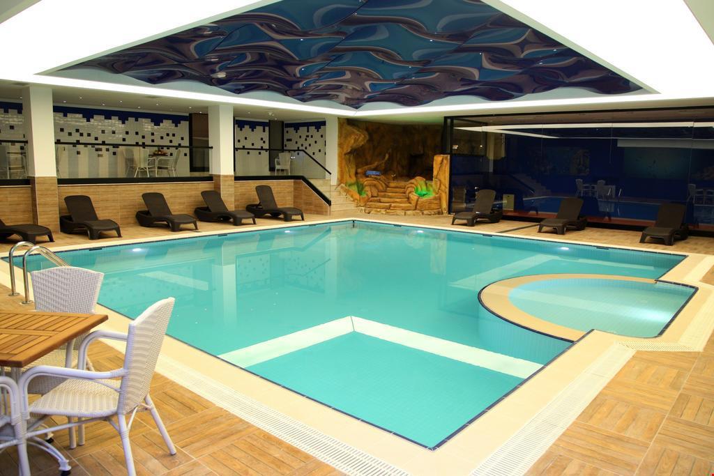 Kapalı Havuz