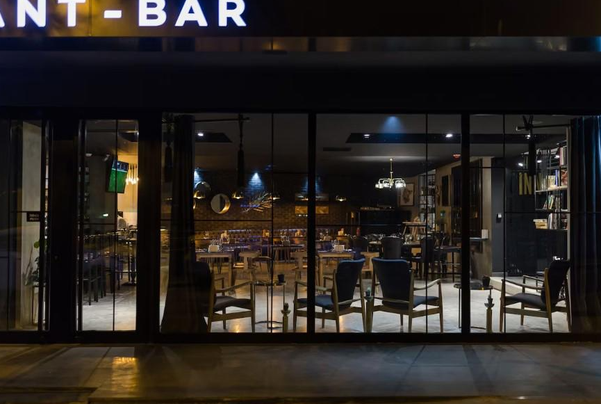 Bar