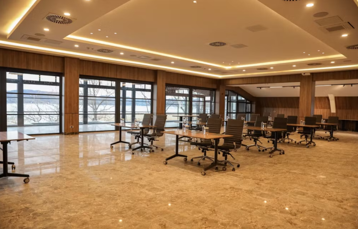 Toplantı Salonu