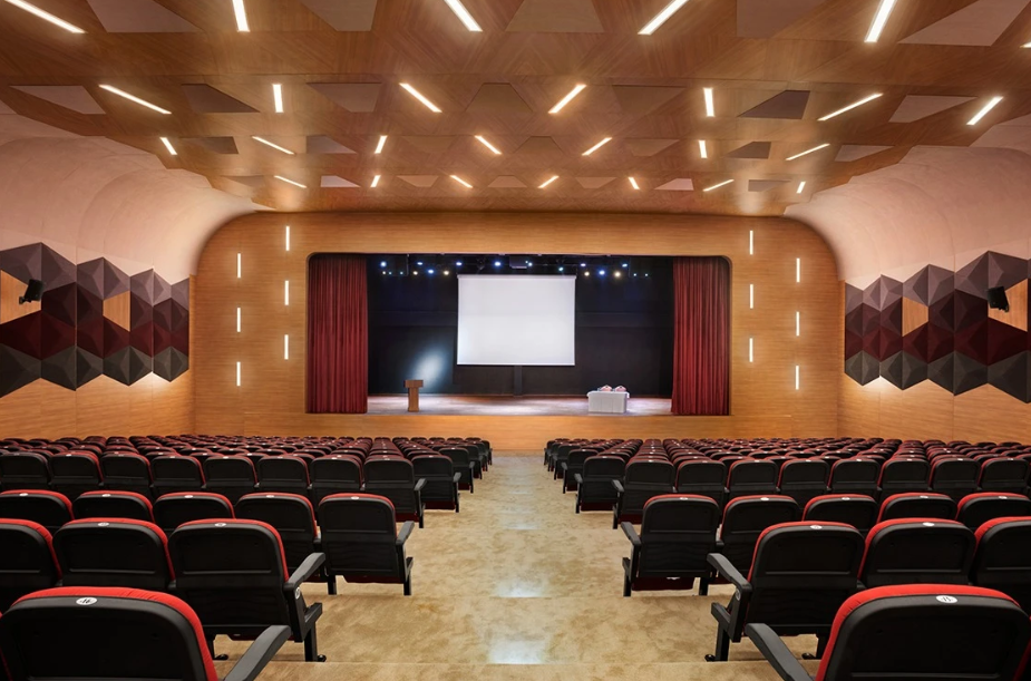 Konferans Salonu