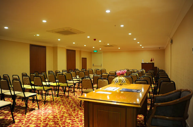 Konferans Salonu