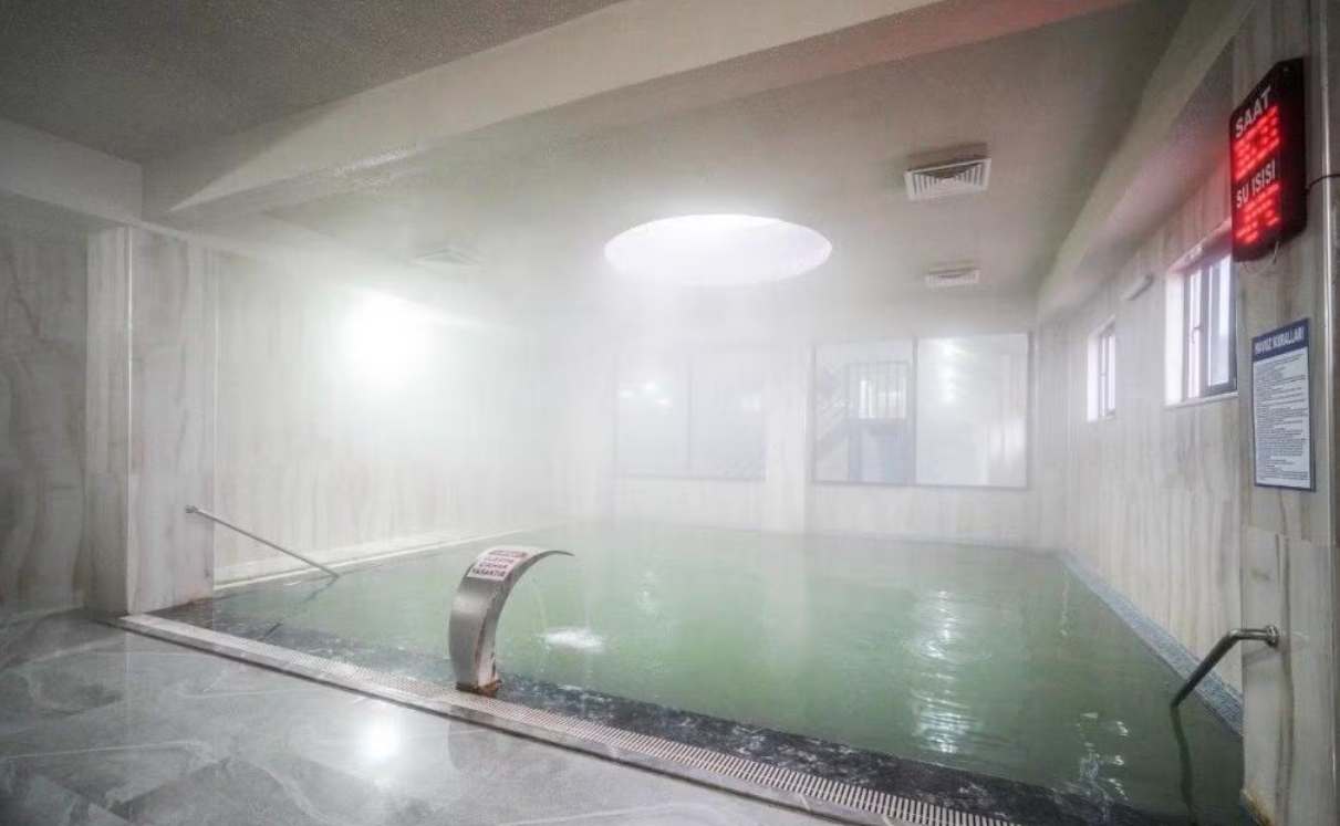 Thermal Kapalı Havuz
