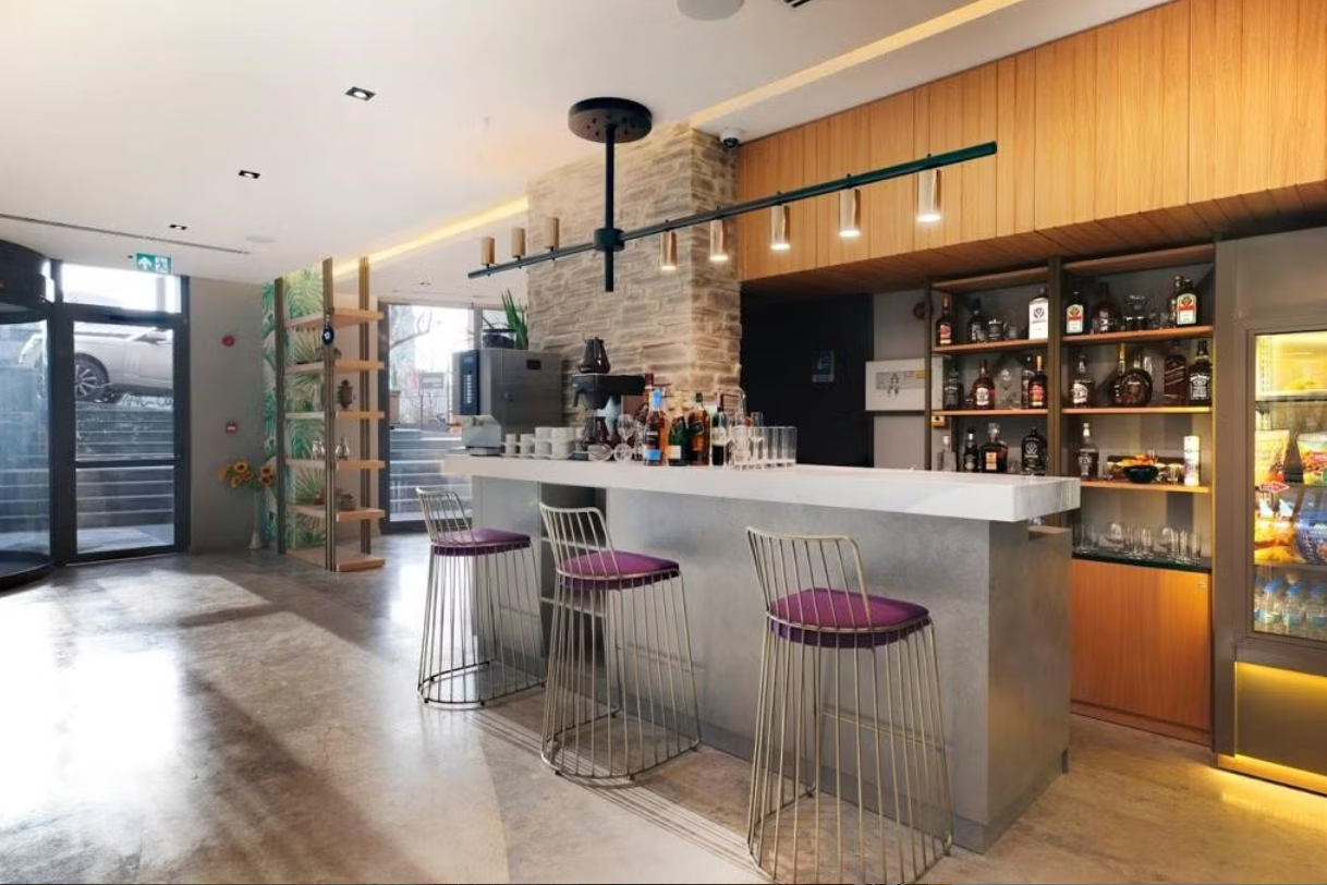 Bar