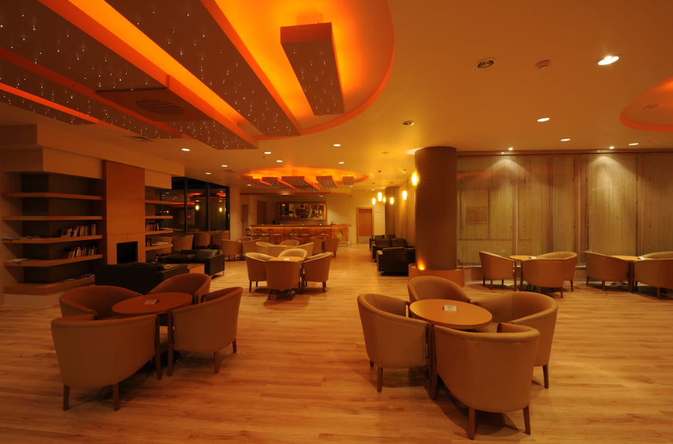 Dinlenme Salonu