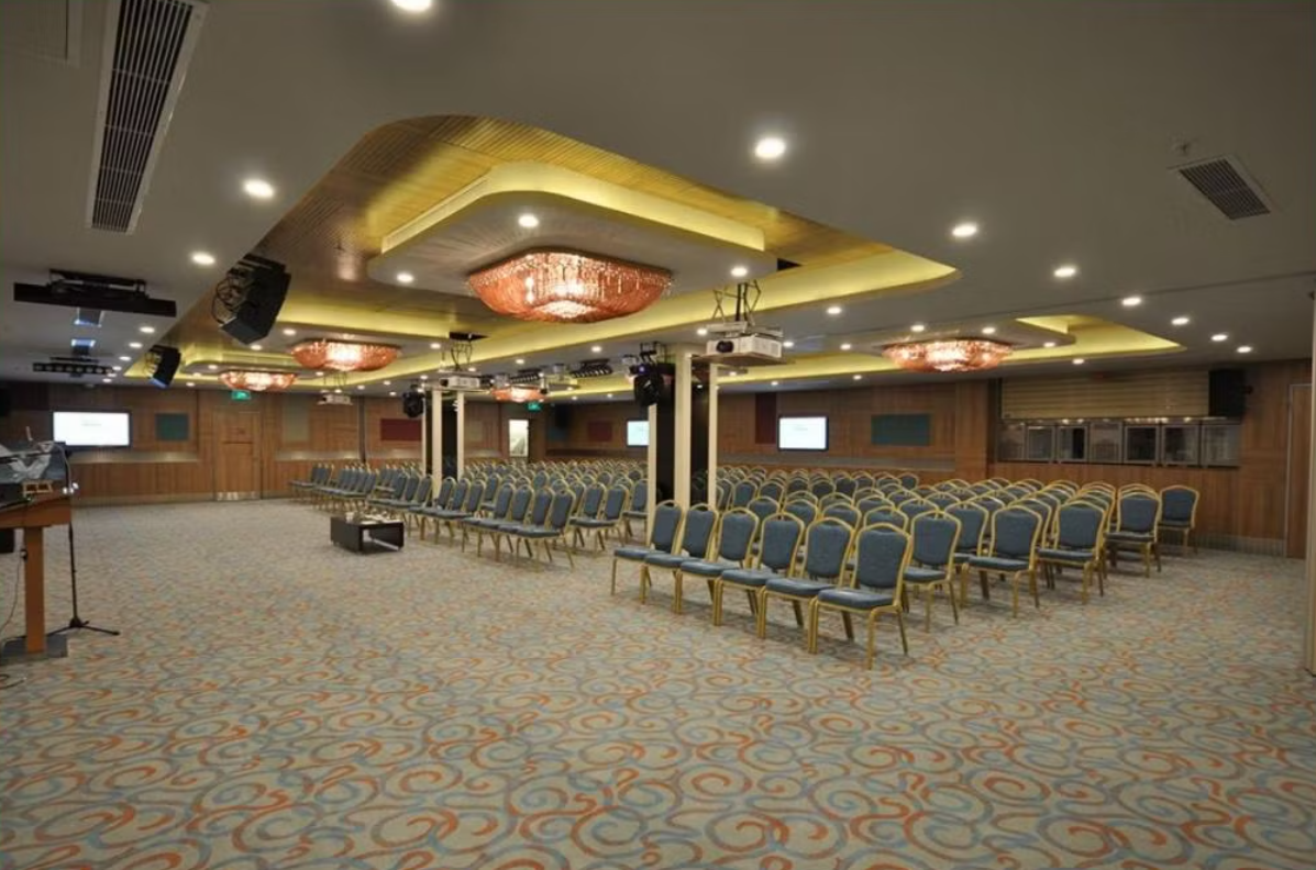 Konferans Salonu