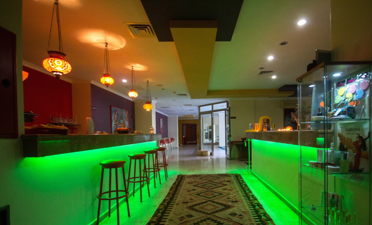 Bar