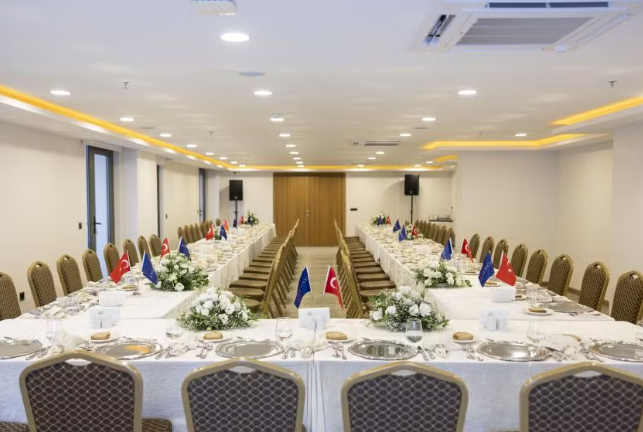 Toplantı Salonu