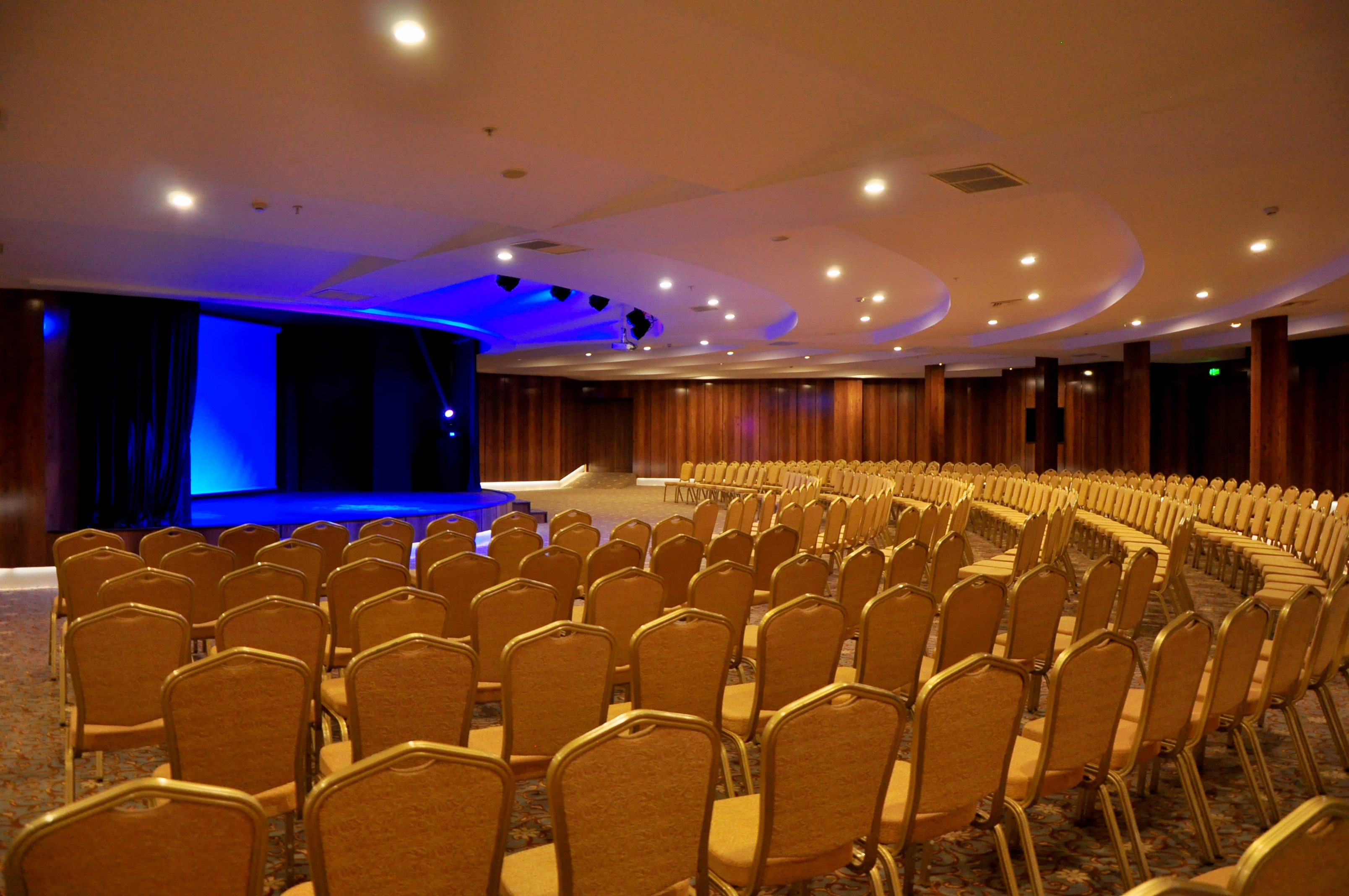 PERGE MEETING ROOM1