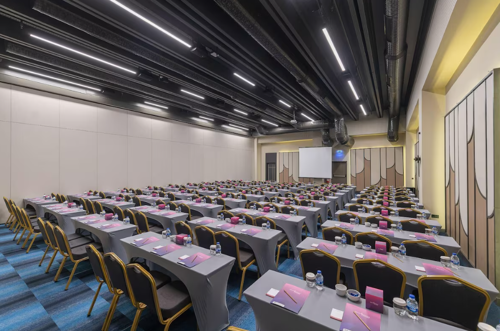 Konferans Salonu